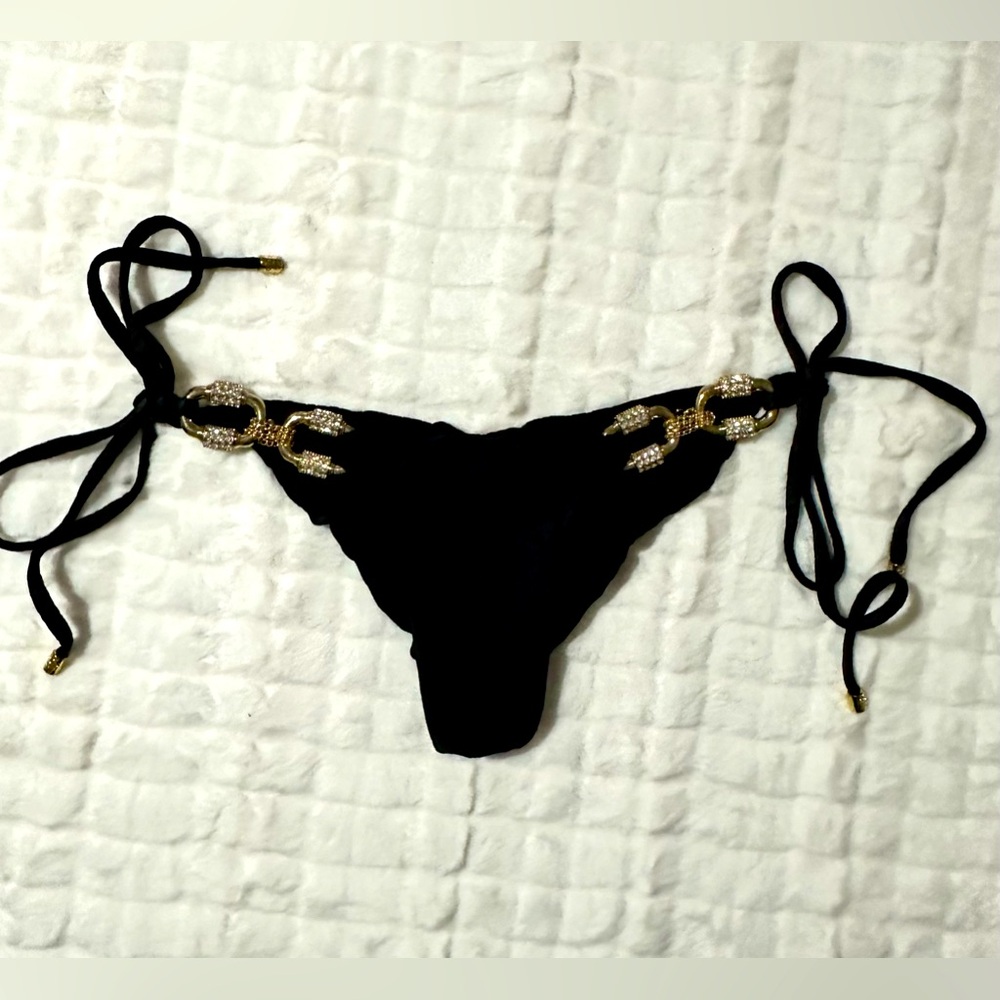 Beach Bunny Quilted Detail Bikini Bottoms